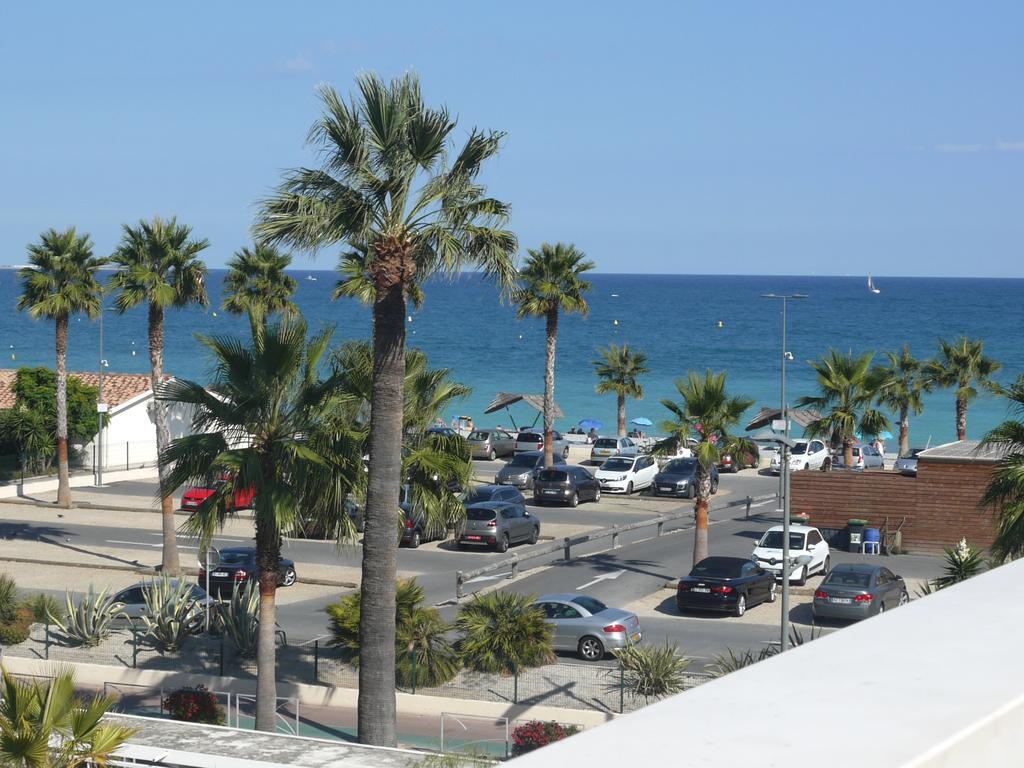 Residence Goelia Royal Cap Villeneuve-Loubet Exterior photo